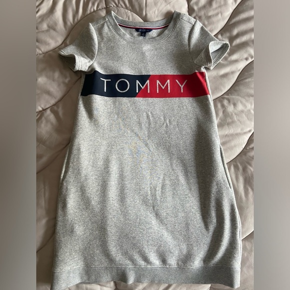 Tommy Hilfiger Dresses & Skirts - TOMMY HILFIGER DRESS